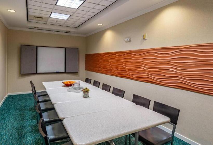 فندق Springhill Suites By Marriott Fairbanks