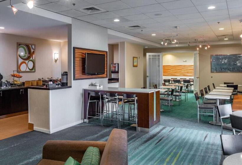 فندق Springhill Suites By Marriott Fairbanks