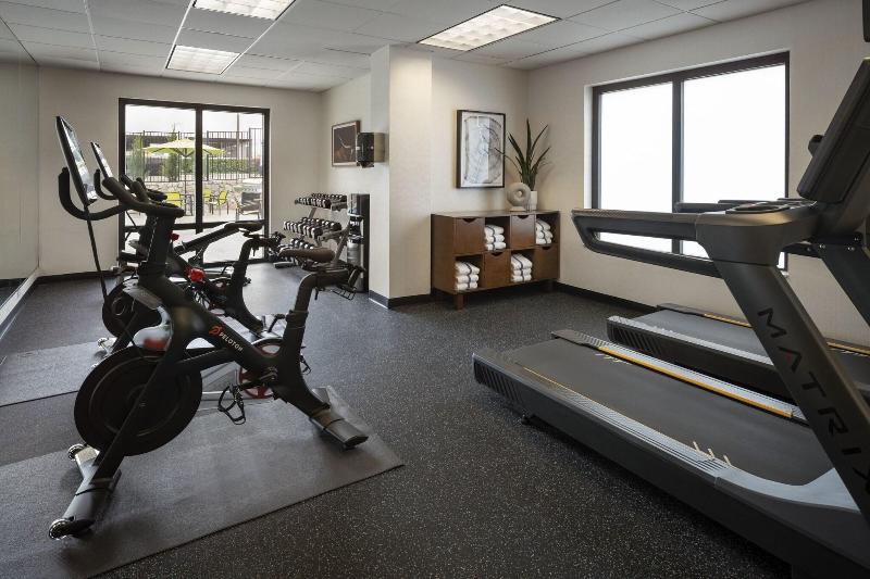 هتل Springhill Suites Fort Worth University