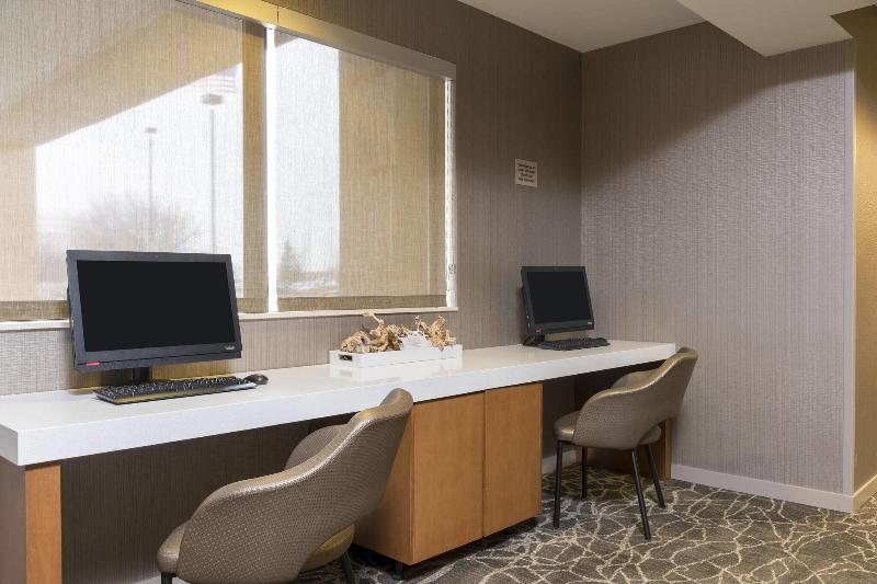 酒店 Springhill Suites Grand Rapids North