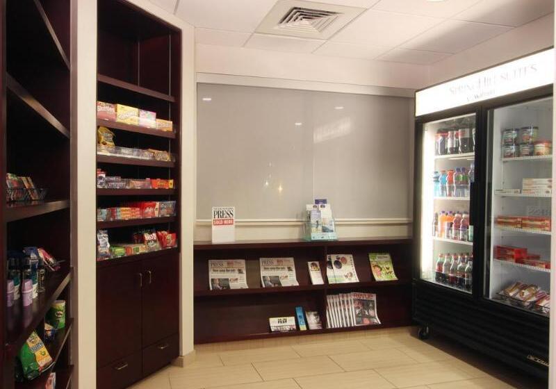 酒店 Springhill Suites Grand Rapids North