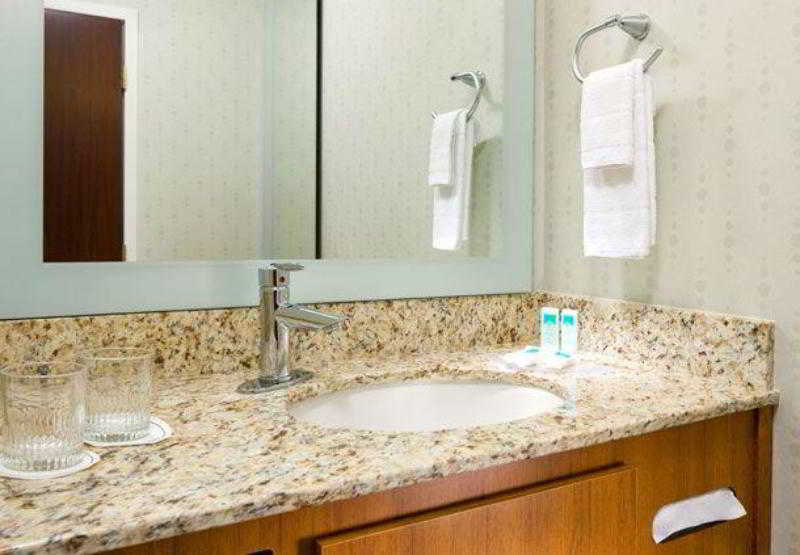 בית מלון כפרי Springhill Suites Herndon Reston