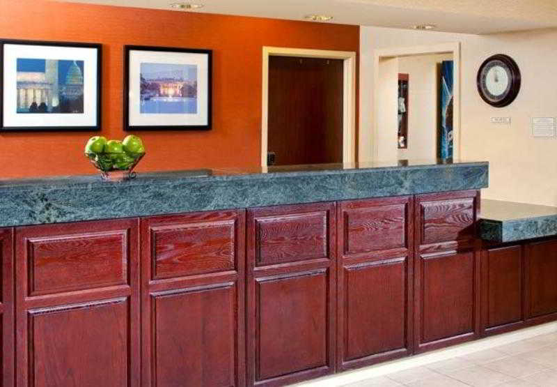 בית מלון כפרי Springhill Suites Herndon Reston