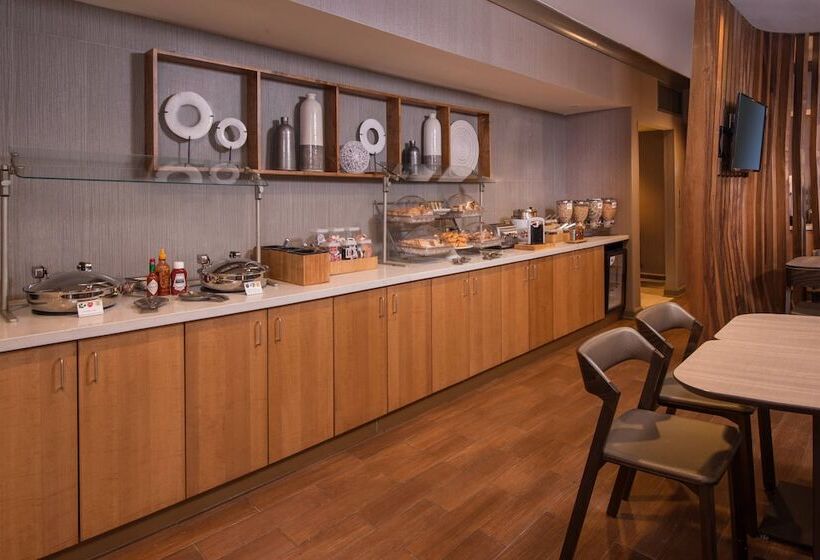 בית מלון כפרי Springhill Suites Herndon Reston