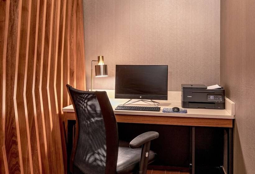 ホテル Springhill Suites By Marriott Hershey Near The Park