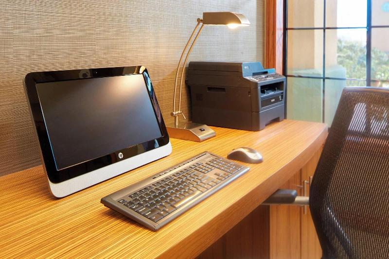 فندق Best Western Hesperia Victorville Suites