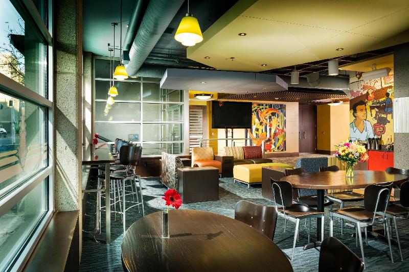 Отель Staypineapple, Watertown, University District Seattle