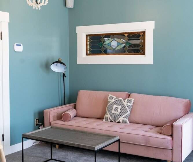 فندق Sunset Hill House