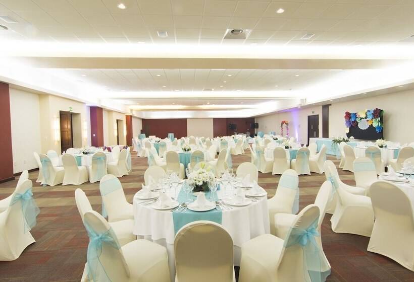 ホテル Tesoro Los Cabos