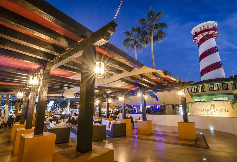 فندق Tesoro Los Cabos