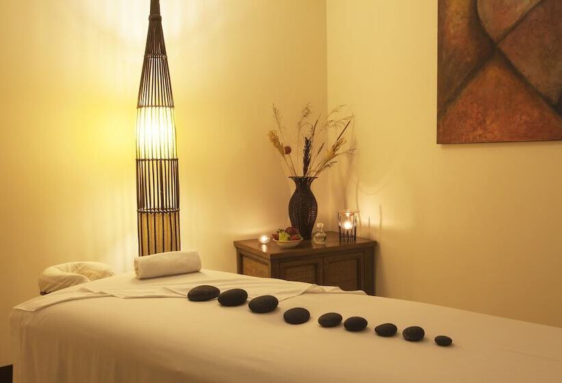 ホテル Tesoro Los Cabos