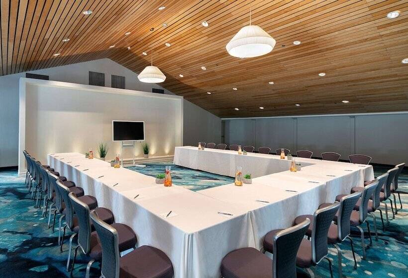 Belamar Hotel Manhattan Beach, Tapestry Collection By Hilton