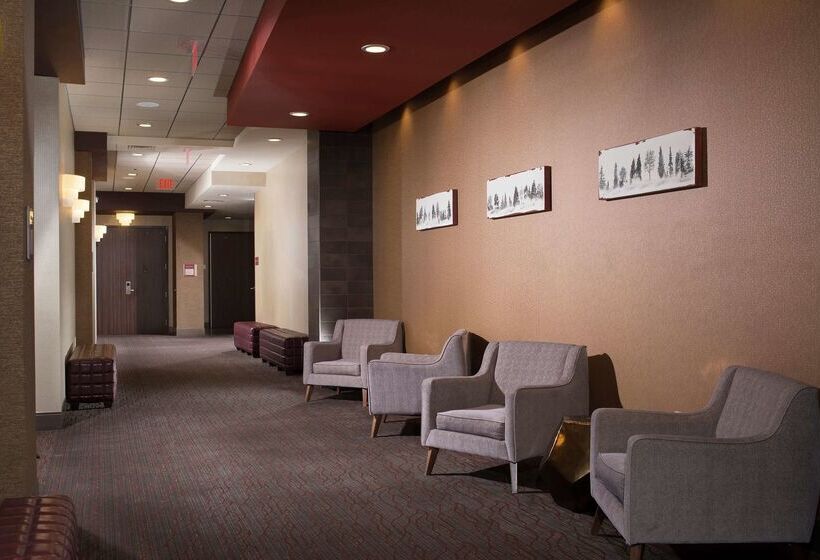 فندق The Broadway Columbia  A Doubletree By Hilton