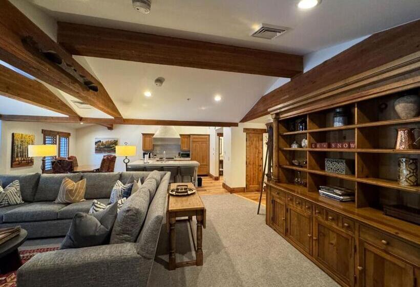 酒店 The Chateaux Deer Valley