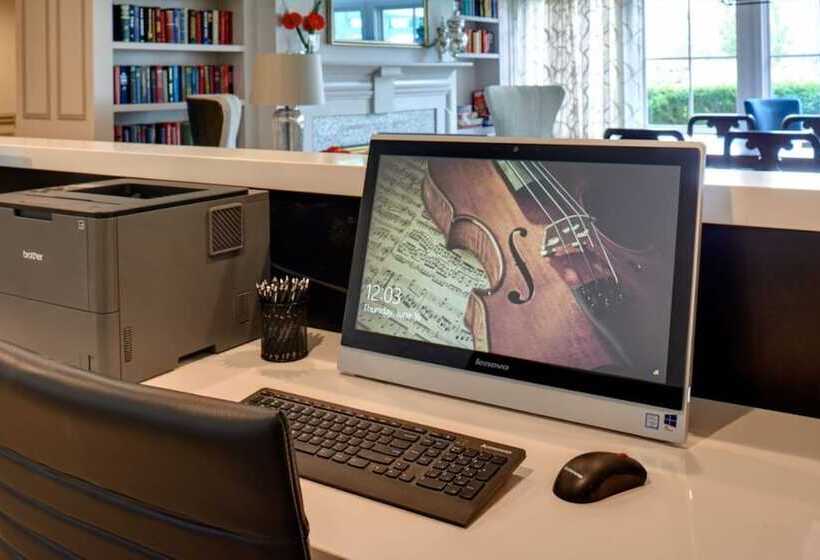 Отель The Kensington