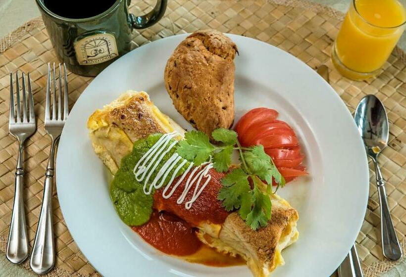 فندق The Old Wailuku Inn At Ulupono