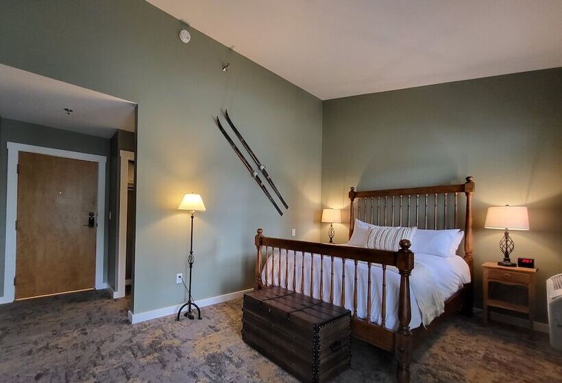 هتل The Stowe Village Inn