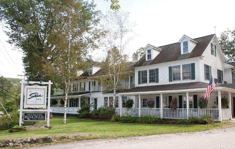 هتل The Stowe Village Inn