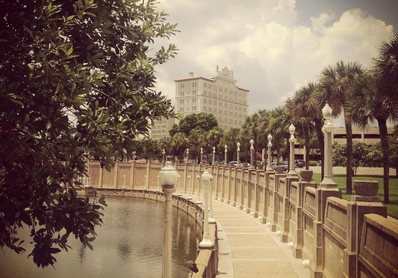 The Terrace Hotel Lakeland, Tapestry Collection By Hilton