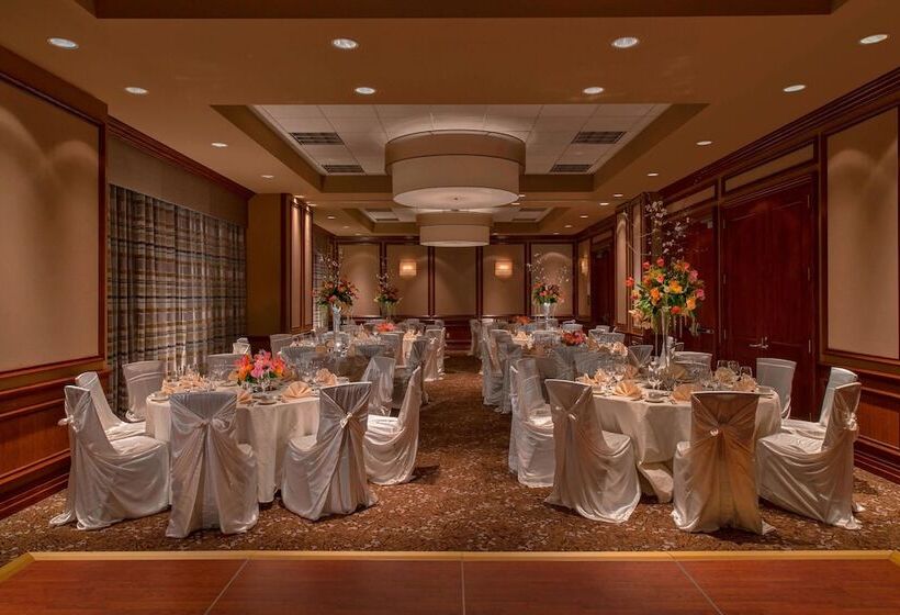 Отель The Westin Houston Downtown