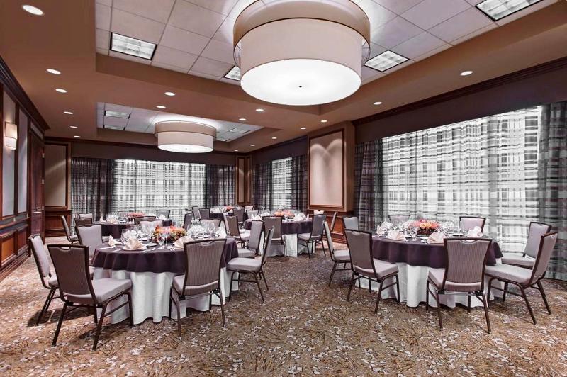 Отель The Westin Houston Downtown