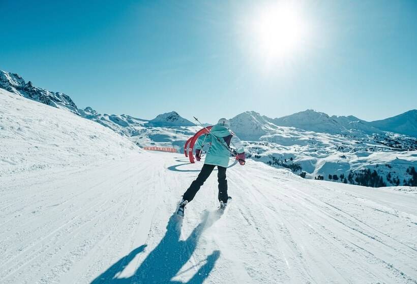 ホテル Hôtel L Eden Des Cimes   Vacances Bleues   Belle Plagne 2100