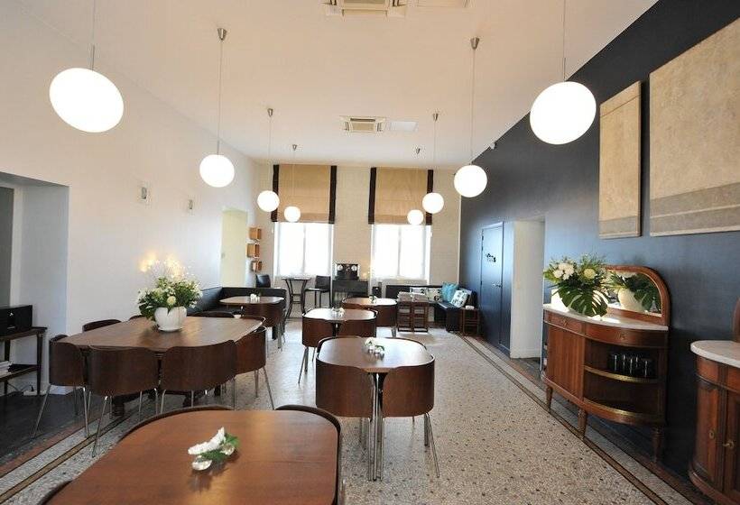 호텔 The Originals Boutique, Hôtel Victoria, Fontainebleau