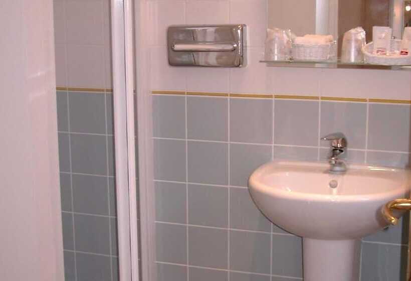 호텔 The Originals Boutique, Hôtel Victoria, Fontainebleau