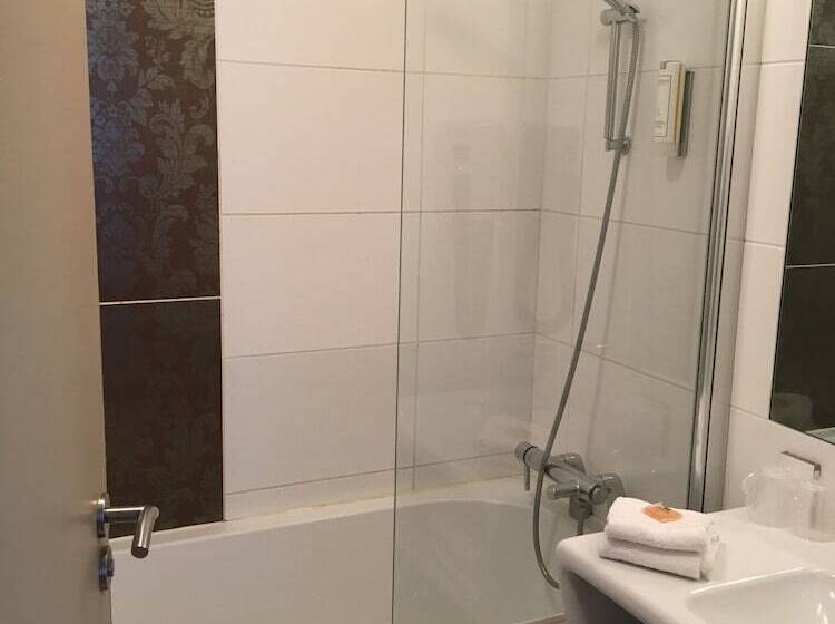 호텔 The Originals Boutique, Hôtel Victoria, Fontainebleau