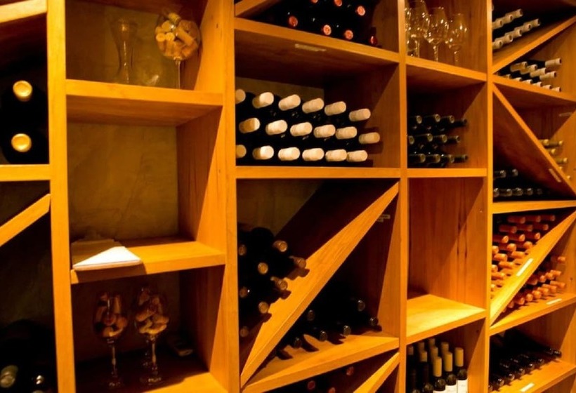 فندق Victory Business