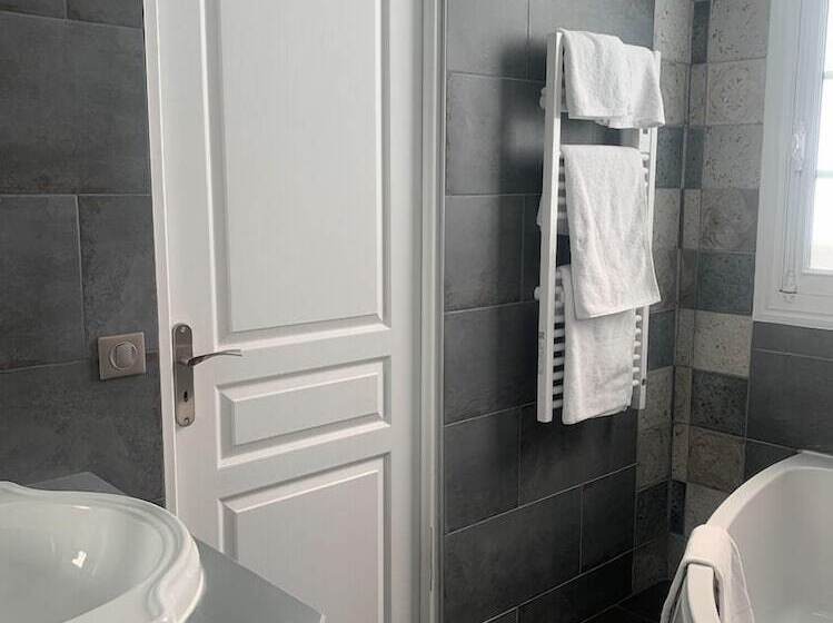 ホテル Villa Augeval Hôtel De Charme & Spa