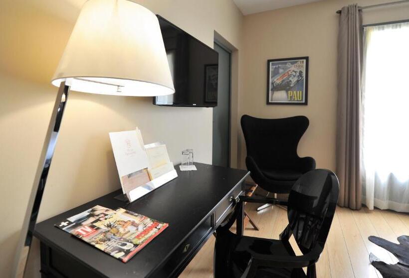 בית מלון כפרי Hôtel Villa Navarre