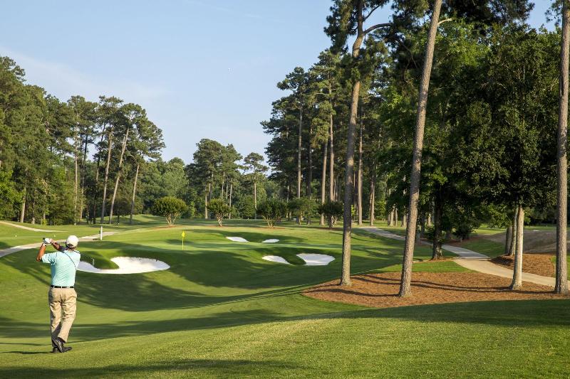 Williamsburg Woodlands Hotel & Suites, An Official Colonial Williamsburg