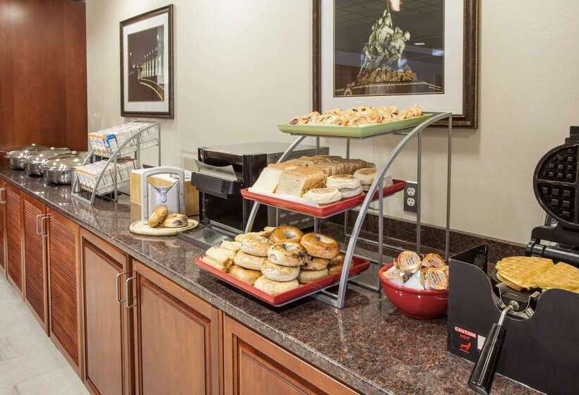 Отель Wingate By Wyndham Dulles International