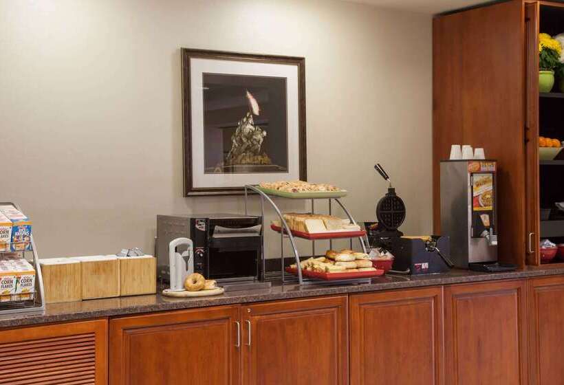 Отель Wingate By Wyndham Dulles International