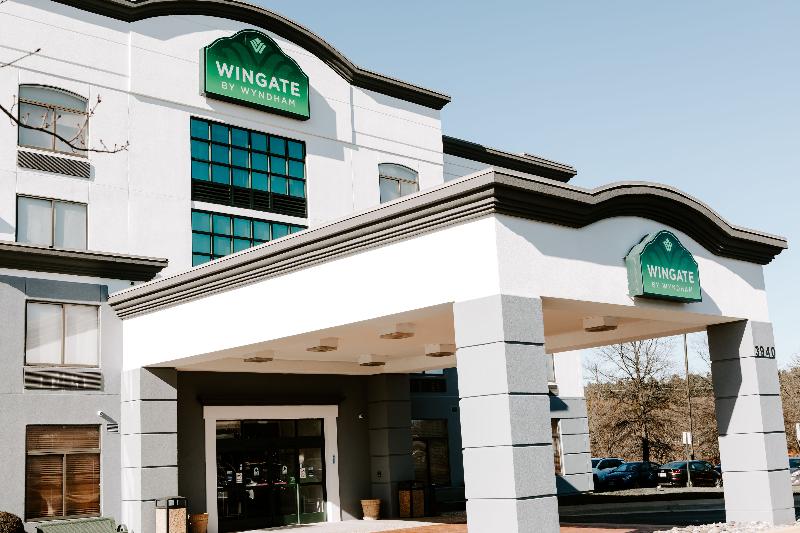 Отель Wingate By Wyndham Dulles International