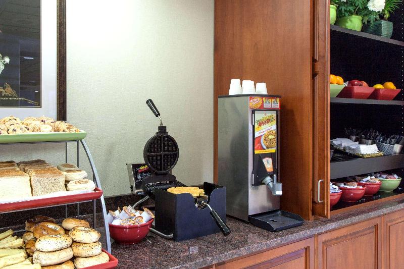 Отель Wingate By Wyndham Dulles International