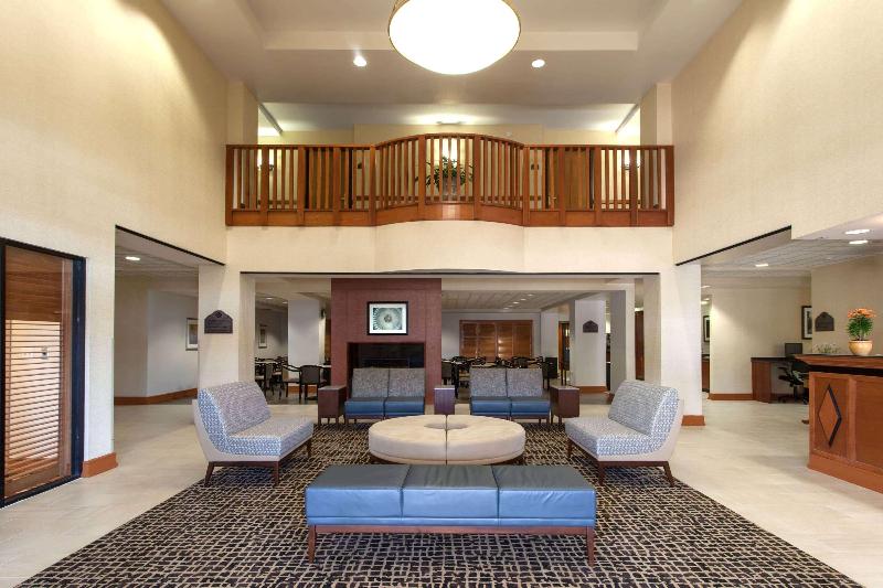 Отель Wingate By Wyndham Dulles International