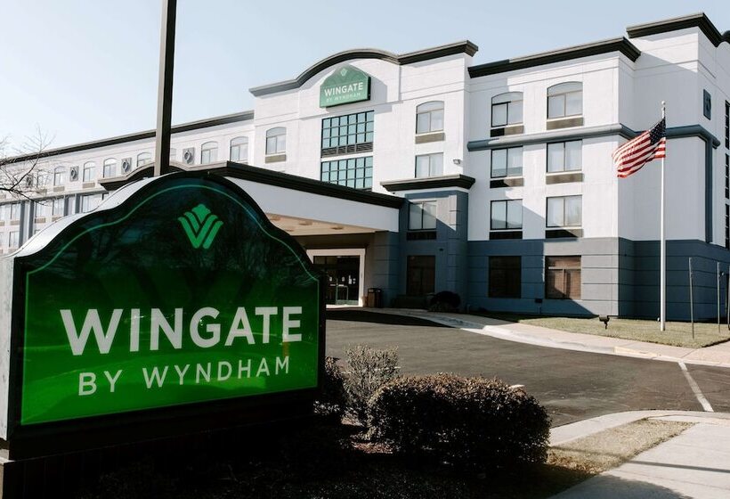 Отель Wingate By Wyndham Dulles International