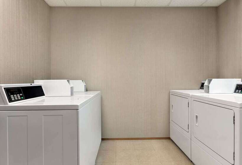 ホテル Wingate By Wyndham Cincinnati Blue Ash