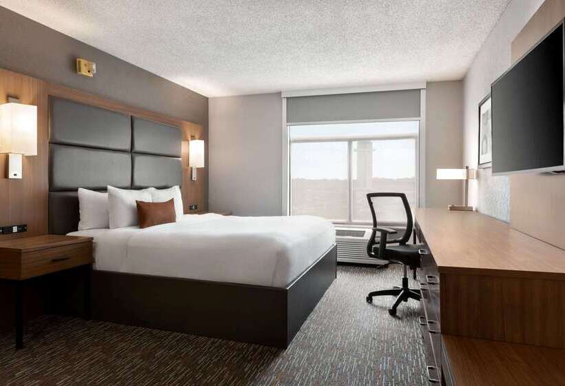 ホテル Wingate By Wyndham Cincinnati Blue Ash