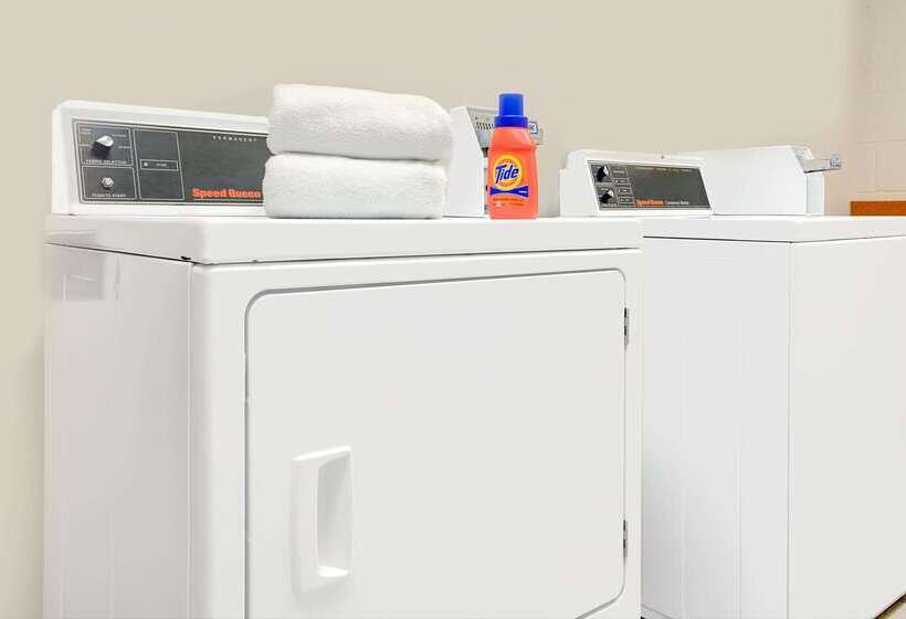 ホテル Wingate By Wyndham Fargo