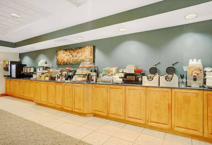 ホテル Wingate By Wyndham Fargo