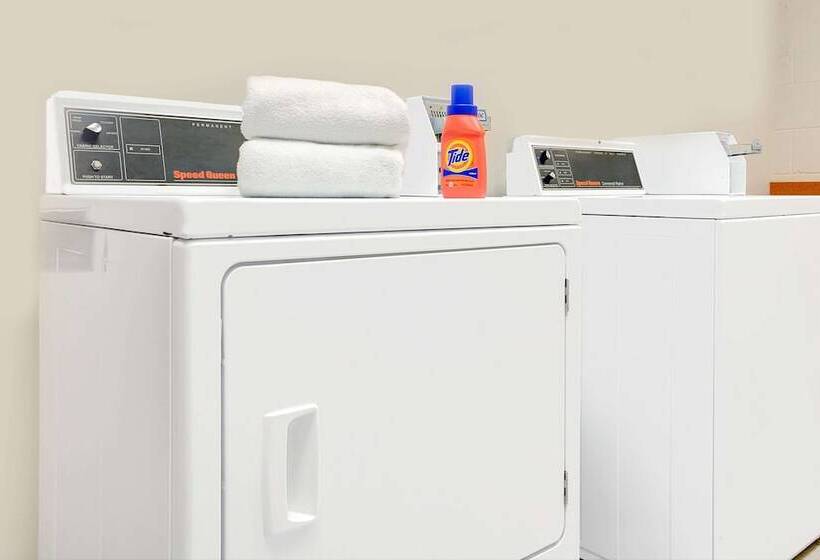 ホテル Wingate By Wyndham Fargo