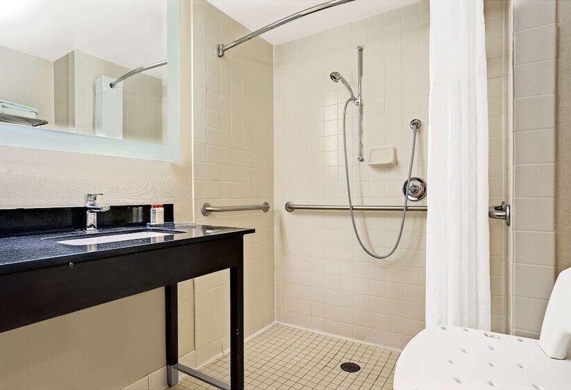 ホテル Wingate By Wyndham Fargo