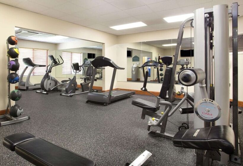 فندق Wingate By Wyndham Garner/raleigh South