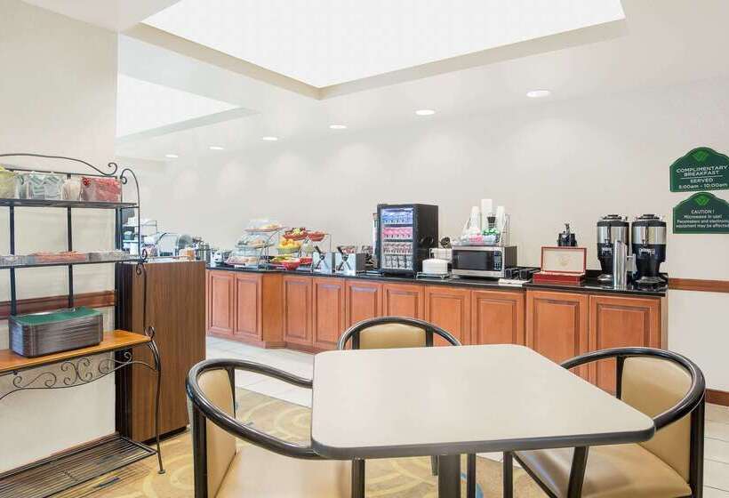 فندق Wingate By Wyndham Green Bay