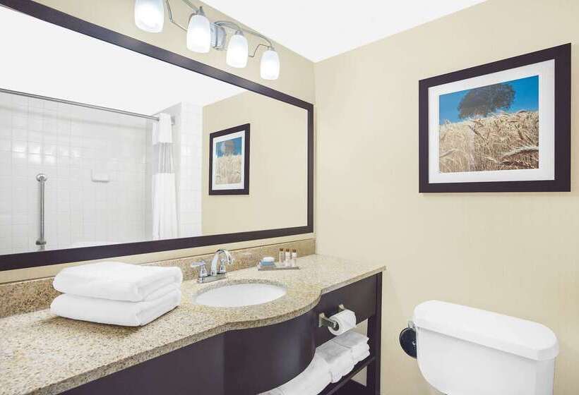 فندق Wingate By Wyndham Green Bay