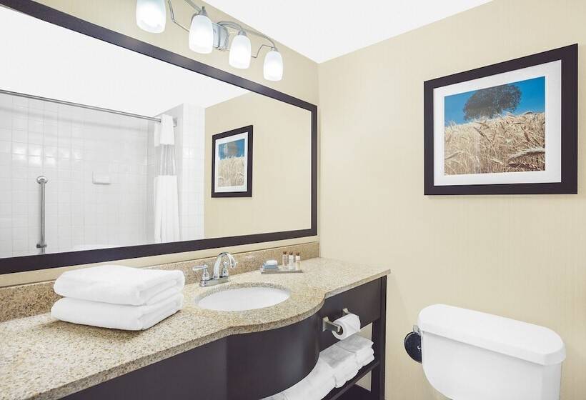 فندق Wingate By Wyndham Green Bay