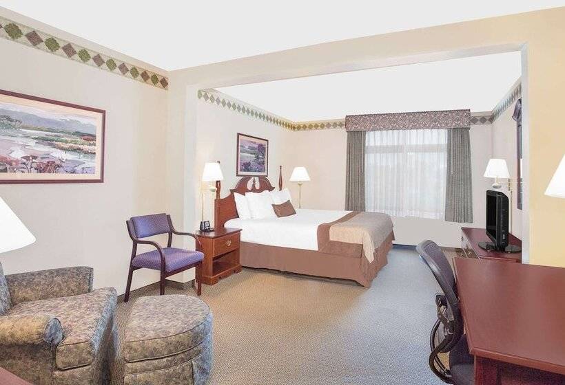 فندق Wingate By Wyndham Green Bay